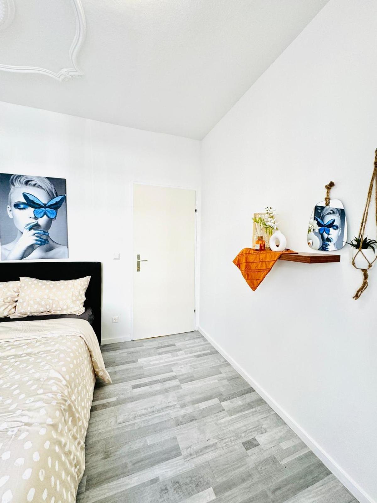 Very Spacious Apartment For Up To 7P With Great Location Wien Eksteriør bilde